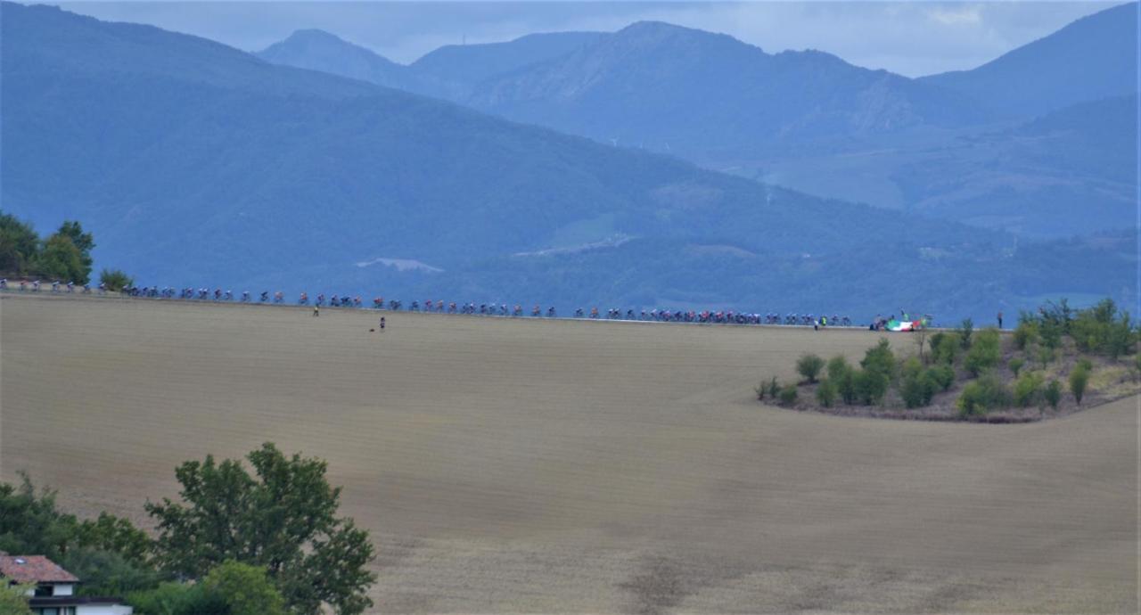 La Colombara - Fra I Colli A 5 Minuti Dall'Autodromo Imola Exterior foto